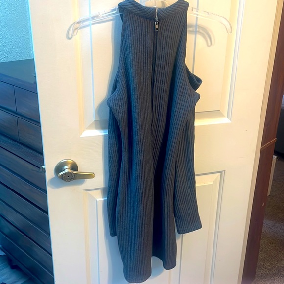 Hot & Delicious grey dress size S - Picture 2 of 2